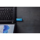 Kingston IronKey Vault Privacy 50 32 GB, USB-Stick hellblau/schwarz, USB-C 3.2 Gen 1