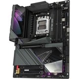 GIGABYTE X870E AORUS MASTER, Mainboard schwarz